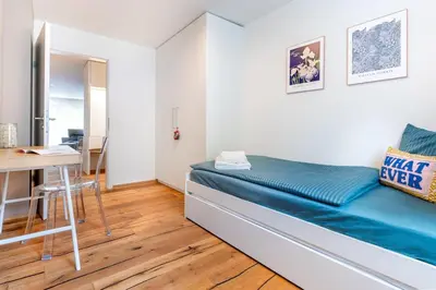 Ein Sitzbereich in der Unterkunft Alpine Lodge 63