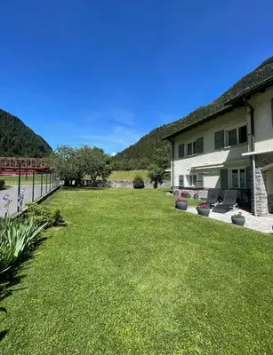 Ein allgemeiner Bergblick oder ein Berglick von der Ferienwohnung aus
