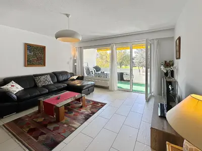 Ein Sitzbereich in der Unterkunft Casa Alps Sion - Swiss Alps