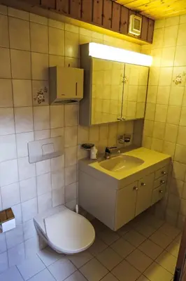 Ein Badezimmer in der Unterkunft Apartment Arcadia-2 by Interhome