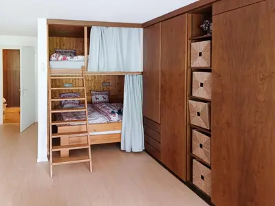 Ein Bett oder Betten in einem Zimmer der Unterkunft Apartment Ringstrasse Apt 121 by Interhome