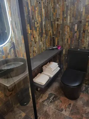 Ein Badezimmer in der Unterkunft Zermatt Apartment