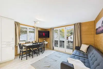 TV/Unterhaltungsangebot in der Unterkunft Vacation rental in Saas-Grund ideal for families