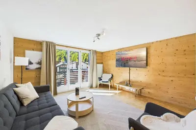 Ein Sitzbereich in der Unterkunft Vacation rental for families & groups