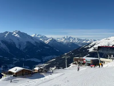 Chalet Montis im Winter
