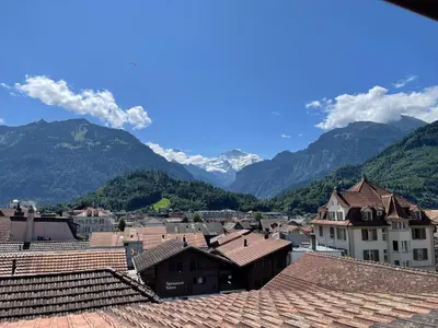 Ein allgemeiner Bergblick oder ein Berglick von der Ferienwohnung aus