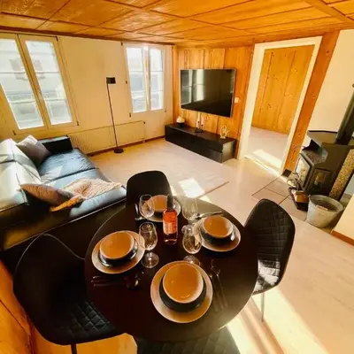 -TheUrbanist- Cozy Free Parking Fast WiFi