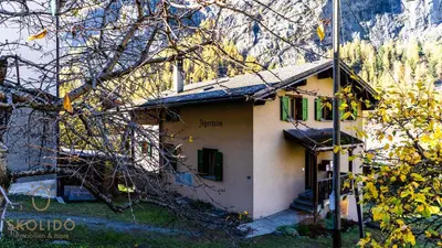 Das Gebäude in dem sich die Ferienwohnung befindet