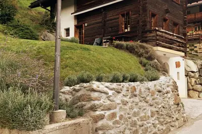 Das Gebäude in dem sich das Chalet befindet