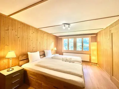 Ein Bett oder Betten in einem Zimmer der Unterkunft Chalet with Scenic Valley & Mountain Views