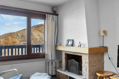 Ein allgemeiner Bergblick oder ein Berglick von der Ferienwohnung aus