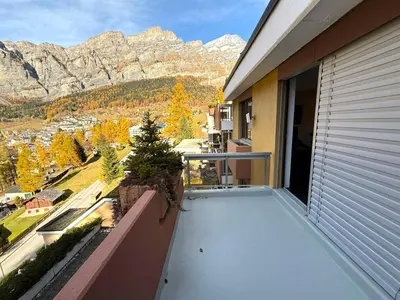 Ein allgemeiner Bergblick oder ein Berglick von der Ferienwohnung aus