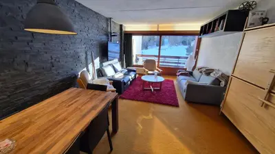 Ein Sitzbereich in der Unterkunft 4 Valleys Ski In