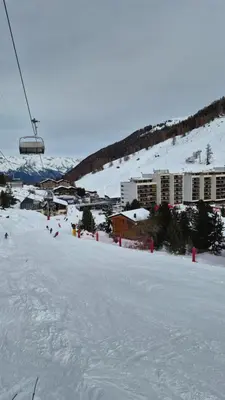 4 Valleys Ski In im Winter