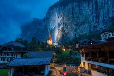 Ein allgemeiner Bergblick oder ein Berglick von der Ferienwohnung aus