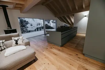 TV/Unterhaltungsangebot in der Unterkunft Rothorn- grosse, moderne Dachwohnung mit fantastischer Aussicht