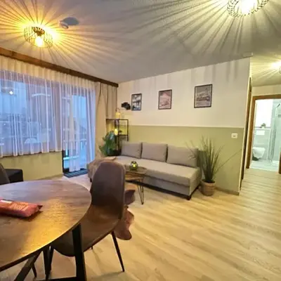 Haus Silence - Berge & Sonne im Saastal Ski Wandern Familie Haustiere
