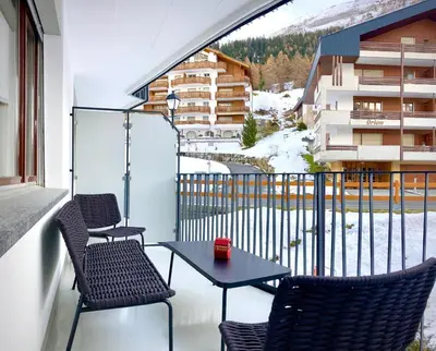 Ein allgemeiner Bergblick oder ein Berglick von der Ferienwohnung aus