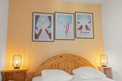 Ein Bett oder Betten in einem Zimmer der Unterkunft Crans-Montana centre - Studio Ski 2 pers