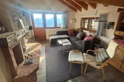 TV/Unterhaltungsangebot in der Unterkunft Dachferienwohnung Vieux Valais A, Ost-Mitte