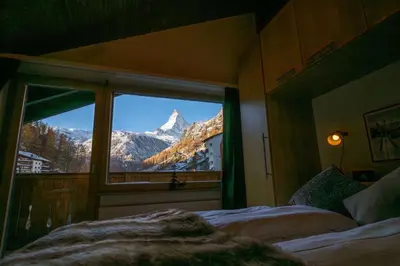 Ein allgemeiner Bergblick oder ein Berglick von der Ferienwohnung aus