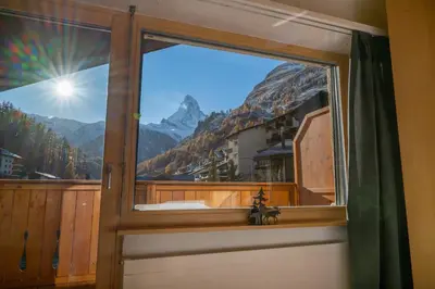 Ein allgemeiner Bergblick oder ein Berglick von der Ferienwohnung aus