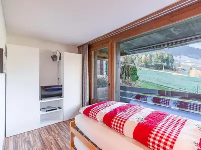 Ein allgemeiner Bergblick oder ein Berglick von der Ferienwohnung aus