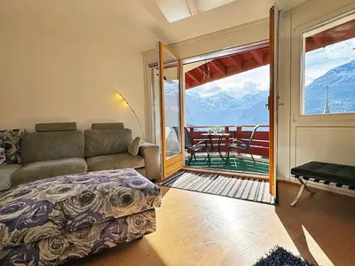Ein allgemeiner Bergblick oder ein Berglick von der Ferienwohnung aus