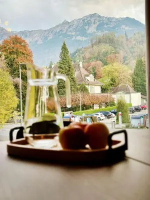 Ein allgemeiner Bergblick oder ein Berglick von der Ferienwohnung aus