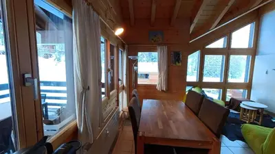 Ein Sitzbereich in der Unterkunft Doberts 6, un duplex au pied des montagnes!