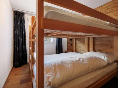 Ein Bett oder Betten in einem Zimmer der Unterkunft Apartment Cornelia 1 by Interhome