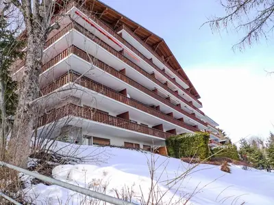Apartment Elysée 11 by Interhome im Winter