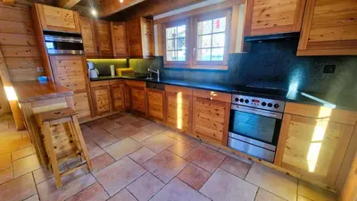 Küche/Küchenzeile in der Unterkunft Chalet La Giete 6 personnes La Forclaz
