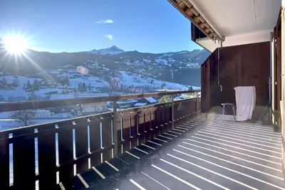 Ein allgemeiner Bergblick oder ein Berglick von der Ferienwohnung aus