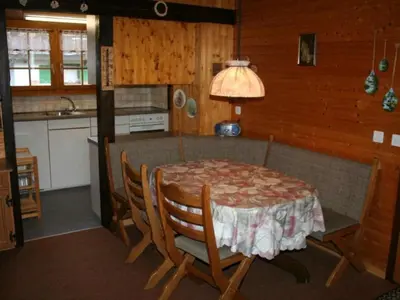 Küche/Küchenzeile in der Unterkunft Holiday Home Chalet Oase by Interhome