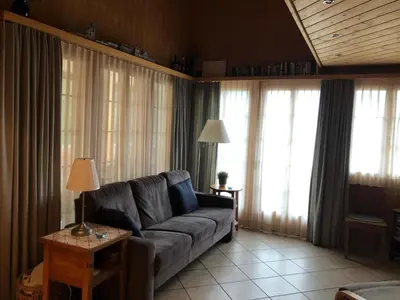 Ein Sitzbereich in der Unterkunft Apartment Pollux 4-Bett-Appartement by Interhome