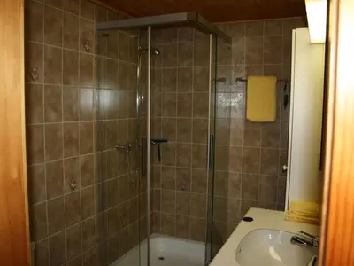 Ein Badezimmer in der Unterkunft Apartment by Interhome