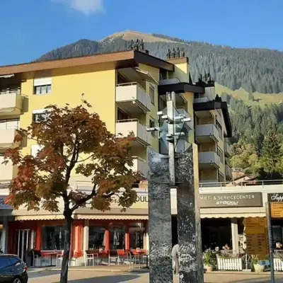 Apartment Rothorn-Center A - 1-OG- Schöpfer by Interhome