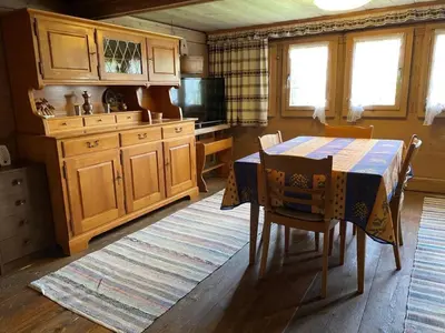 Küche/Küchenzeile in der Unterkunft Holiday Home Schönenmatte by Interhome