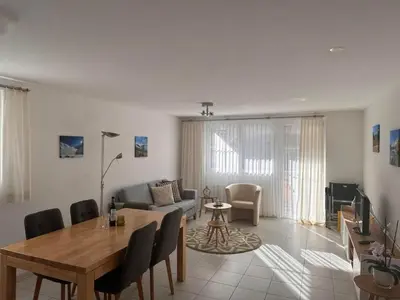 Ein Sitzbereich in der Unterkunft Apartment Haus Mondelli by Interhome
