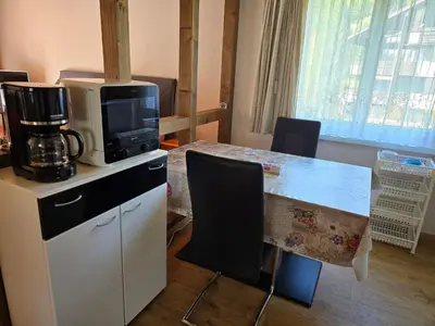 Küche/Küchenzeile in der Unterkunft Apartment Haus Ahorni by Interhome