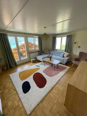 Ein Sitzbereich in der Unterkunft Nest above the lake