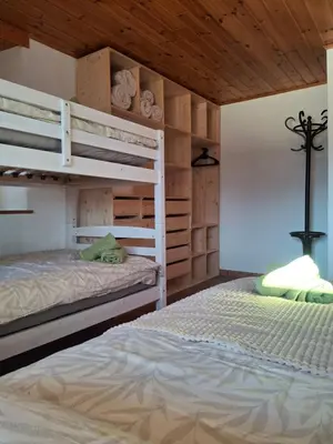 Ein Bett oder Betten in einem Zimmer der Unterkunft Charmant appartement Crans Montana