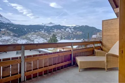 Ein allgemeiner Bergblick oder ein Berglick von der Ferienwohnung aus