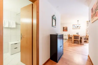 Ein Badezimmer in der Unterkunft Arcadia Apartment, central & spacious by Inspiringplaces Zermatt