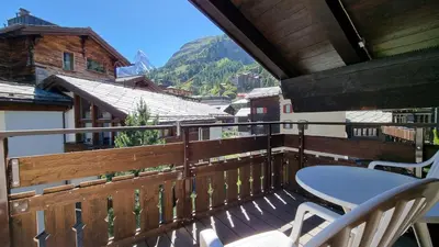 Ein allgemeiner Bergblick oder ein Berglick von der Ferienwohnung aus