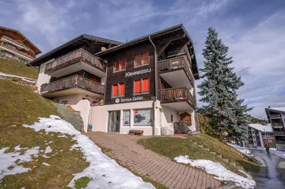 Das Gebäude in dem sich die Ferienwohnung befindet
