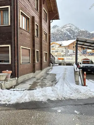 Ein allgemeiner Bergblick oder ein Berglick von der Ferienwohnung aus