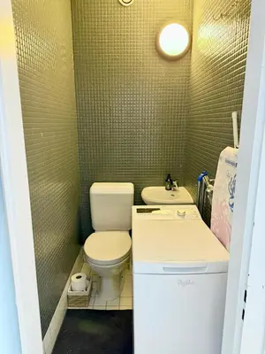 Ein Badezimmer in der Unterkunft One bedroom apartment 5 min from the lift
