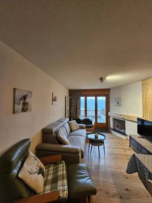 Ein Sitzbereich in der Unterkunft appartement Veysonnaz, Valais, ski, mountain biking, raquettes, balades
